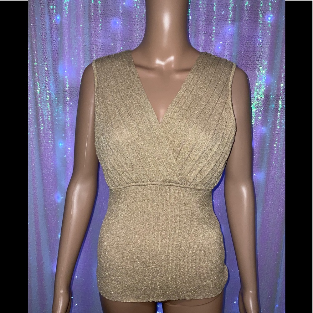 August Silk Sleeveless Gold V-Neck Top Size L